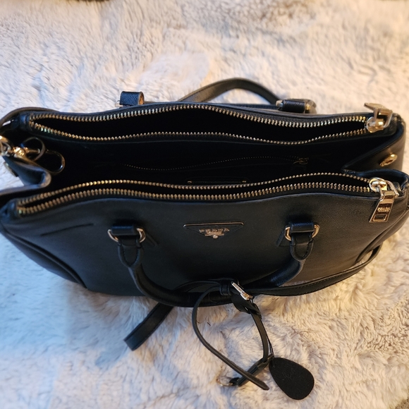 Prada Saffiano Double Zip Tote - Picture 2 of 8